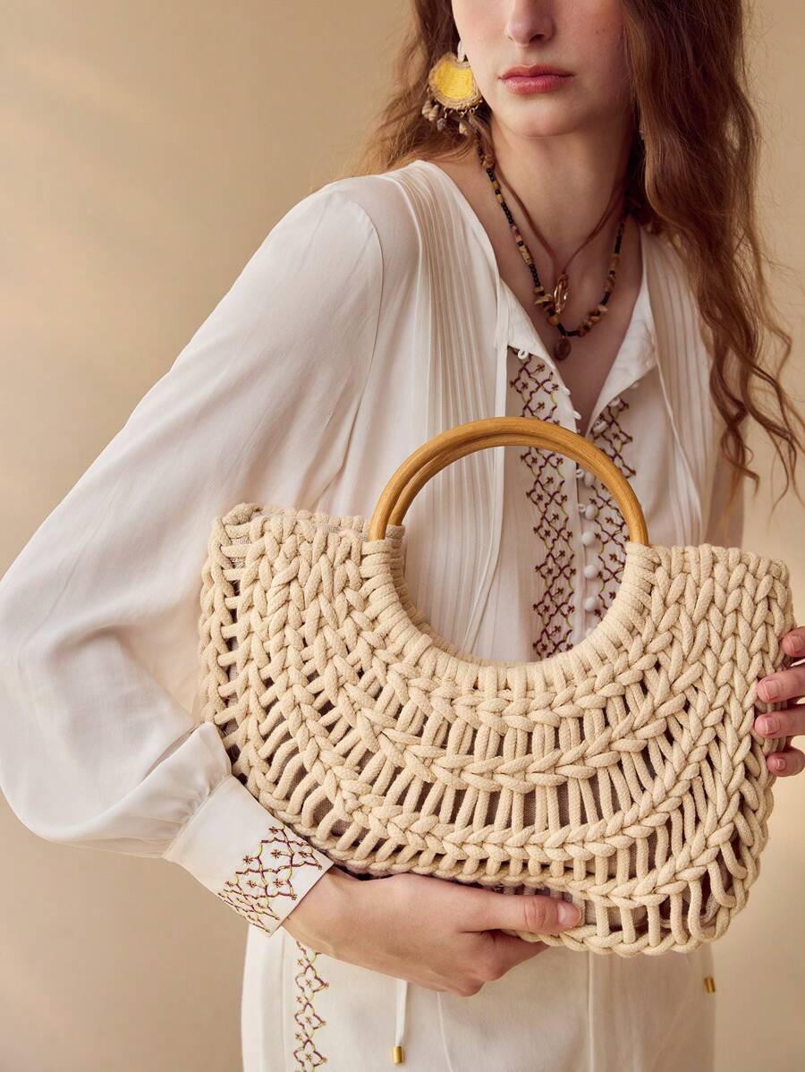 Bolsa Macramê com Alça de Madeira